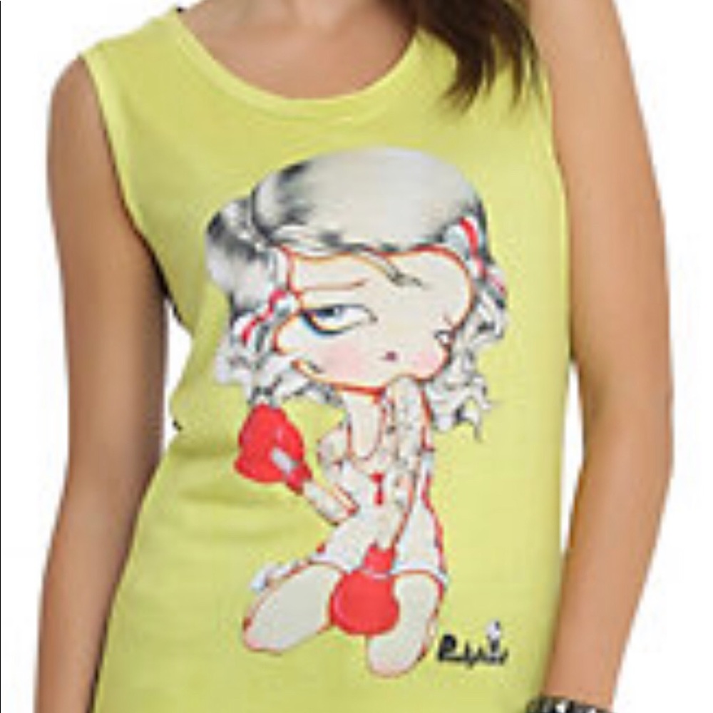 Pinkytoast T-shirt